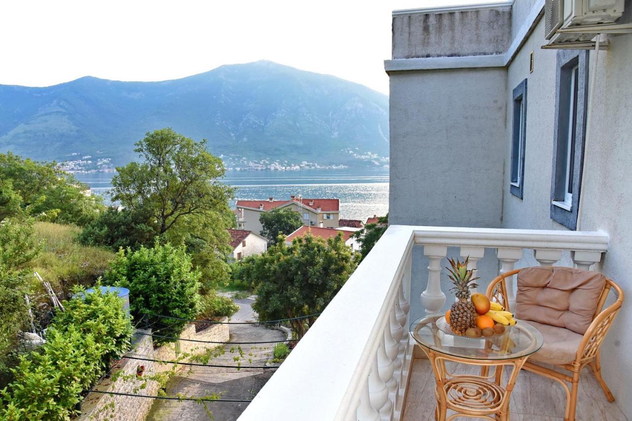 Apartments Sea Star Kotor Bagian luar foto